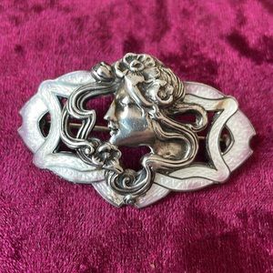 VINTAGE HALLMARKED STERLING SILVER & ENAMEL ART NOUVEAU FIGURAL BROOCH